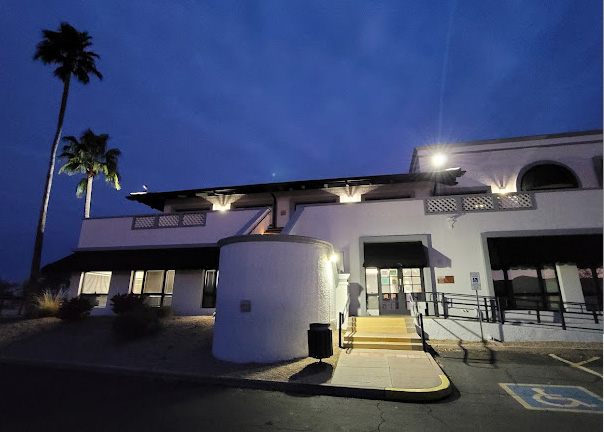 Exteriér budovy v areálu Phoenix